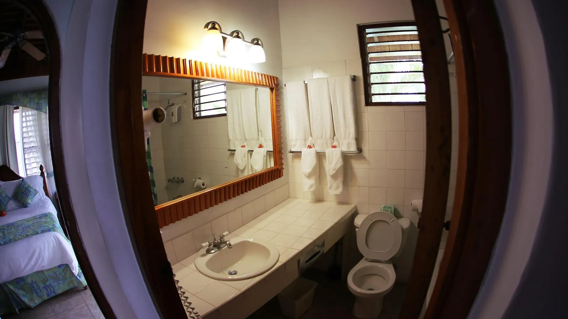 *** Hotel Negril Treehouse Resort Jamaica