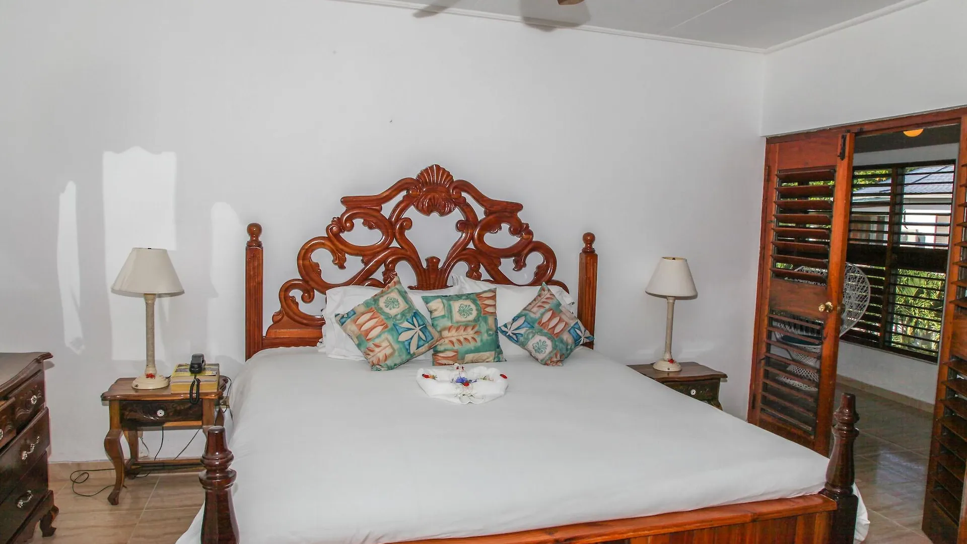 Negril Treehouse Resort