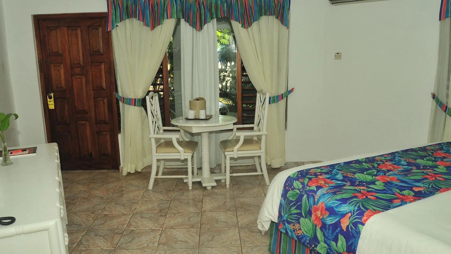 Negril Treehouse Resort 3*,  Jamaica