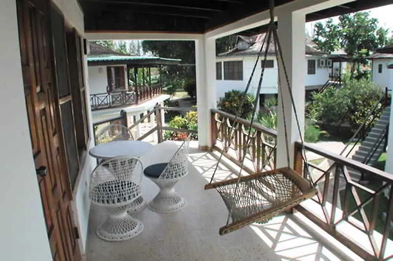 Hotel Negril Treehouse Resort