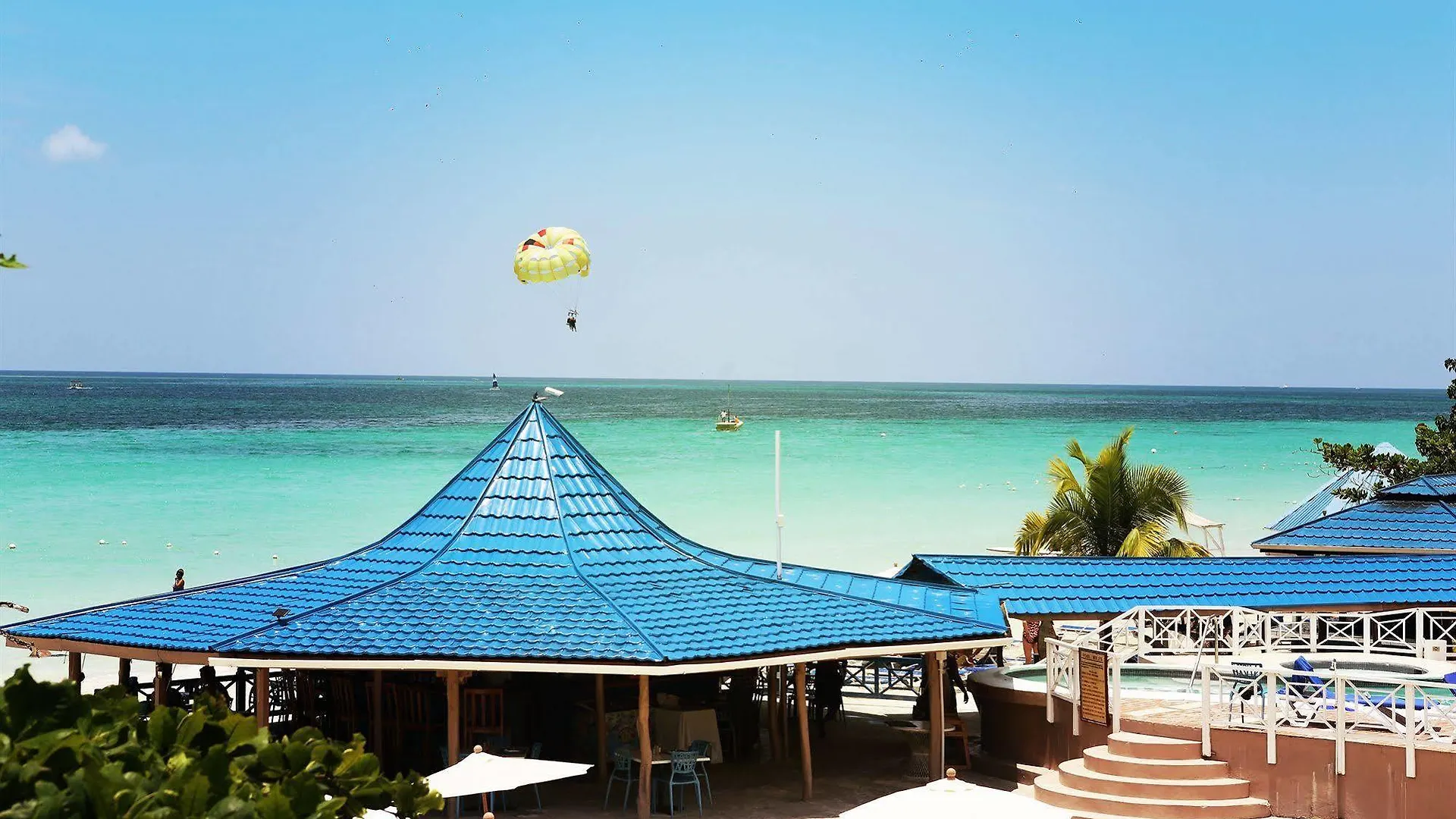 Negril Treehouse Resort